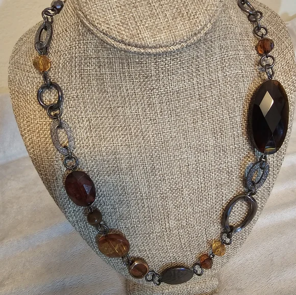 3 Lia Sophia Necklaces - Picture 2 of 7